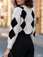Argyle Diamond Pattern Crew Neck Knit Sweater