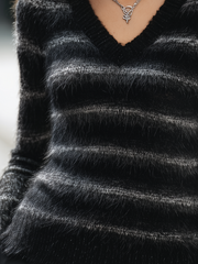 Black Fuzzy V-Neck Fitted Knit Sweater