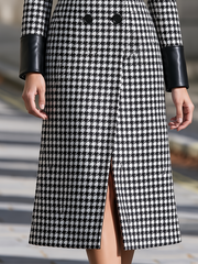 Contrast Lapels Houndstooth Double-Breasted Midi Coat