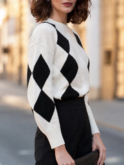Argyle Diamond Pattern Crew Neck Knit Sweater