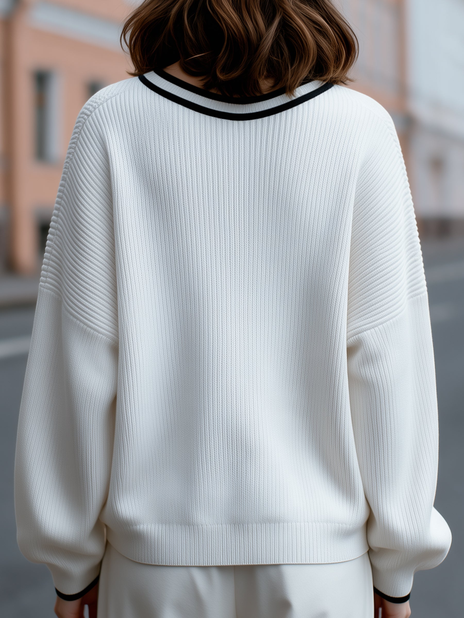 Contrast Trim V-Neck Ribbed Knit Sweater